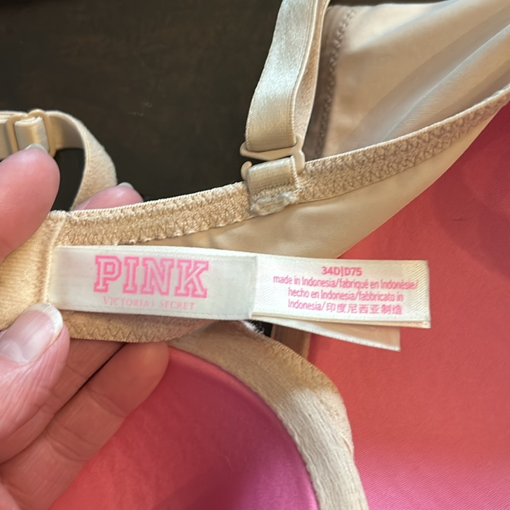 Bundle Pink Victoria’s Secret - nude and black - like new! - Picture 5 of 7